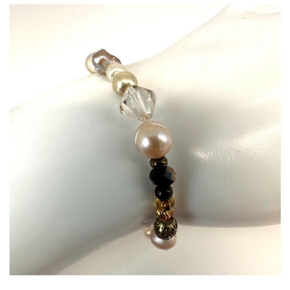 Pearl beaded  stretchy bracelet - Picture 5 of 10